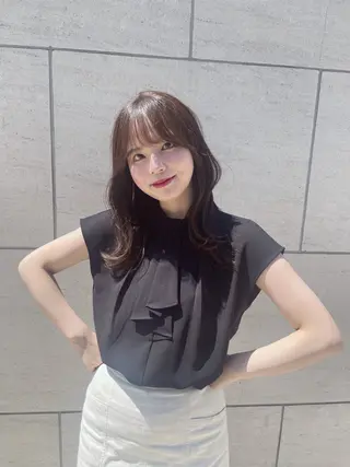 ミディアム 中顔面短縮 顔まわり新田大翔のヘアスタイル