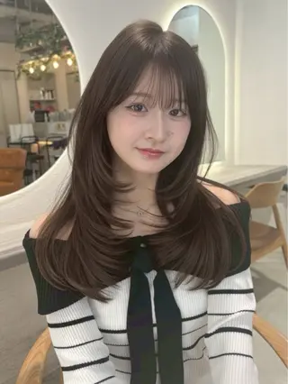 ロング 小林 美月  透明感カラーのヘアスタイル