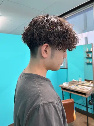 メンズ レイヤーカット/ カラー特化/YUTOのヘアスタイル