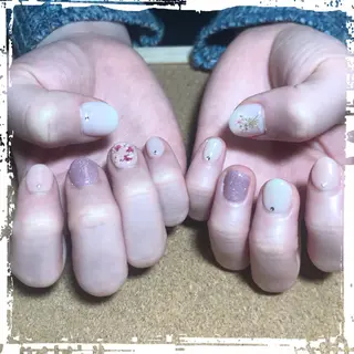 ネイル ECLAT エクラ所属・寺山 千鶴のネイルデザイン