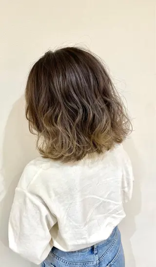 セミロング カラー Maison 寺尾拓朗のヘアスタイル