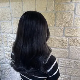 ロング 千代 夏輝のヘアスタイル