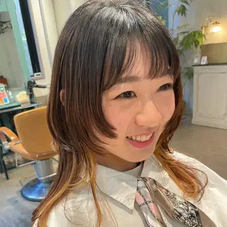 ミディアム カラー ブリーチ😼 ボブ✍️レイヤーのヘアスタイル