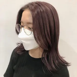 ミディアム カラー 堀谷 彩花のヘアスタイル