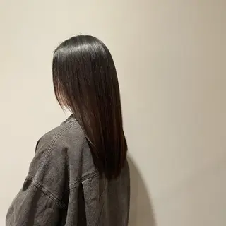 ロング カラー パーマ ヘアアレンジ 高井瑠華🌼 ストカールカット特化のヘアスタイル