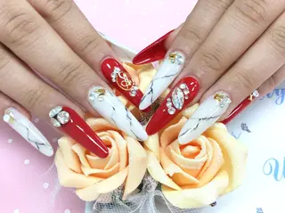 ネイル ユリシスネイル 担当近藤のネイルデザイン