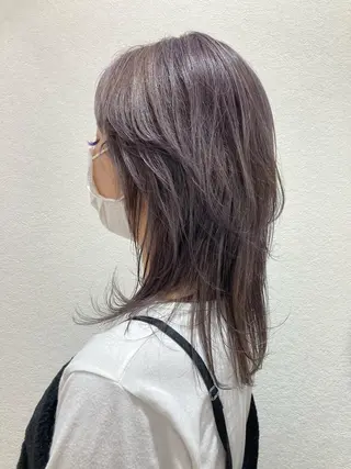 ミディアム カラー cyan SANAMIのヘアスタイル