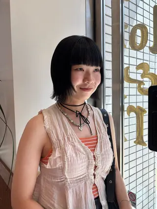 ショート カラー SASAnagano 堀内未梨のヘアスタイル