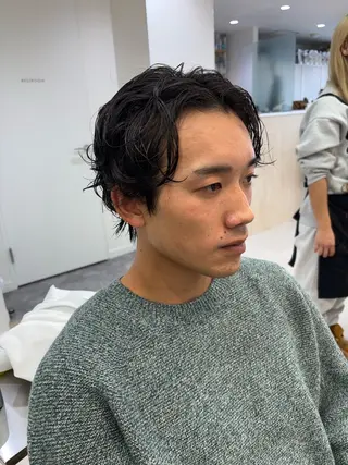 パーマ メンズ ニュアンスパーマ/ フェザー/マッシュのヘアスタイル