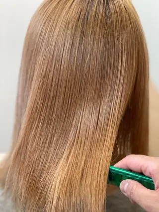 セミロング カラー パーマ ヘアアレンジ キッズ ネイル マツエク・マツパ MEGUMI megumiのヘアスタイル