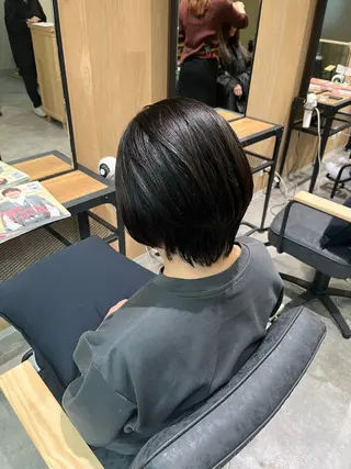ショート LORAN 寺田のヘアスタイル