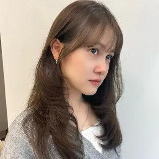 セミロング minami🤎 レイヤーカットのヘアスタイル