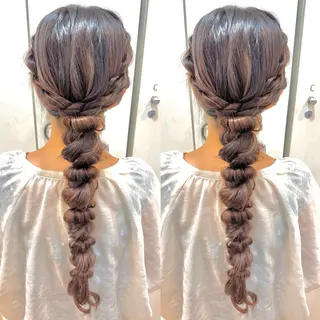 ロング ヘアメ🎀推しカラー 🥣横浜/しほ🧸のヘアスタイル