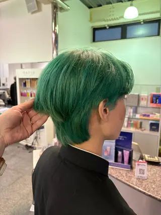ショート カラー メンズ ハイトーン/ブリーチ 🤍足立里湖のヘアスタイル