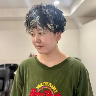 ショート パーマ icie所属・大阪ヴィーガンサロン KANAKOのヘアスタイル