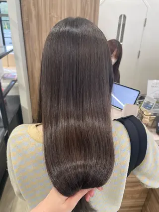 ロング 田中 あかりのヘアスタイル