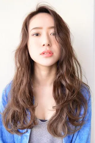 ロング カラー 花井 啓好のヘアスタイル