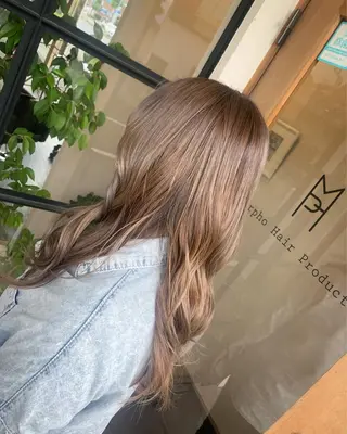 ロング カラー 井上 花音のヘアスタイル