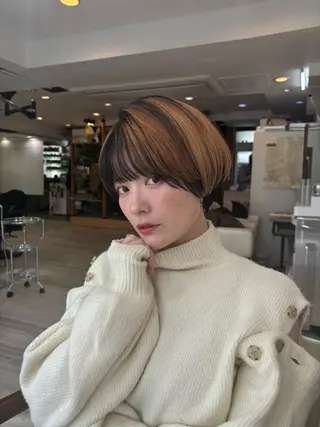 ショート カラー 山田 晃輔のヘアスタイル