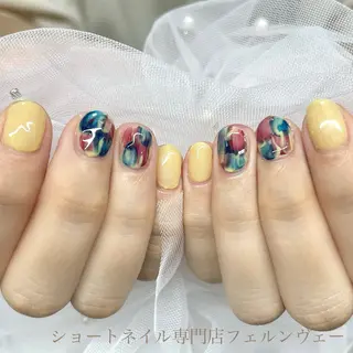ネイル ショートネイル専門店 フェルンヴェー代々木のネイルデザイン