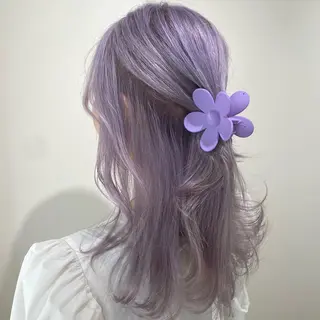 セミロング 推しカラー🌙 RIHOのヘアスタイル