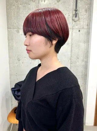 ショート カラー 切りっぱなしボブ/ ブリーチカラー/大塚のヘアスタイル