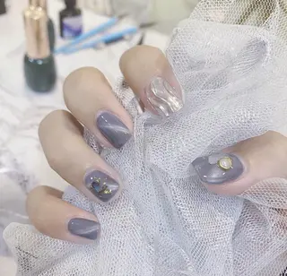 ネイル RAFFINE haru🦋🩵のネイルデザイン