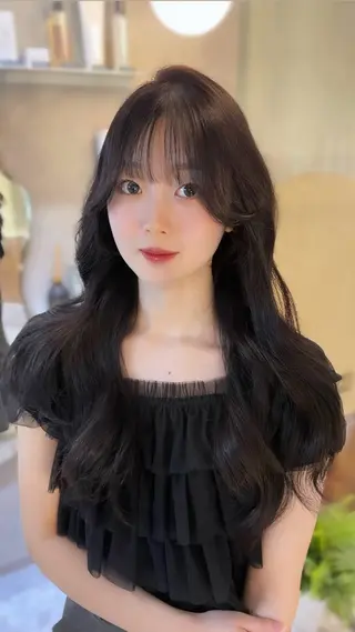 ロング トレンドレイヤー 福岡天神RAIRAのヘアスタイル