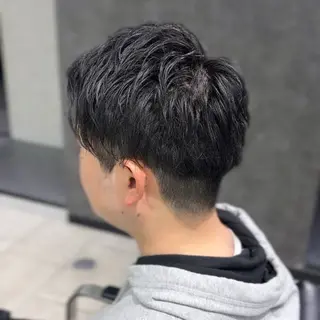 メンズ ℎ𝑎𝑛𝑎 ♡のヘアスタイル