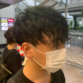 パーマ メンズ 檜皮 夢子のヘアスタイル