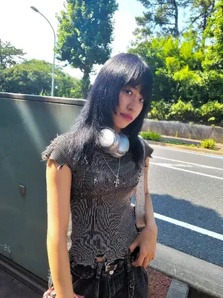 カラー セミロング OMA カタギシのヘアスタイル