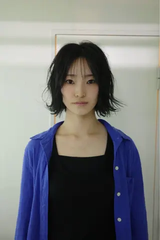 ミディアム カラー ヘアアレンジ opus 店長大和 レイヤー/赤み消しのヘアスタイル