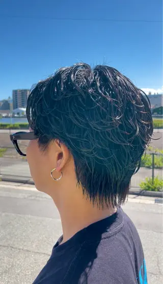 ショート パーマ メンズ 西岡 勇人のヘアスタイル