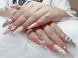 ネイル Bél Nail salonのネイルデザイン