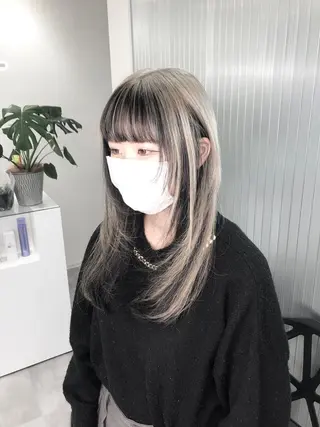 セミロング カラー LOOP hairのヘアスタイル