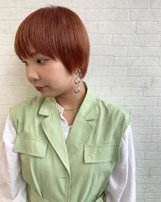 ショート カラー 立川 奈那子のヘアスタイル