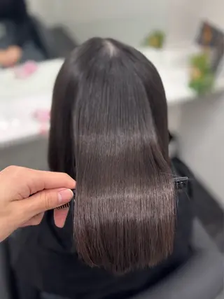 ロング カラー パーマ ヘアアレンジ メンズ キッズ 髪質改善Ⅰ透明感 艶カラーⅠたつやのヘアスタイル