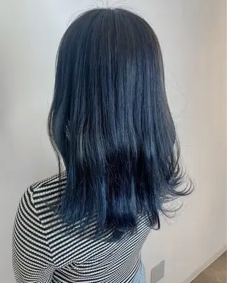 ミディアム 髪質改善/縮毛矯正/ ブリーチ/荊尾のヘアスタイル