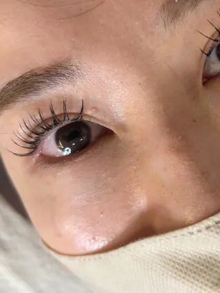 miko eyedesign所属・豊橋LEDマツエク ¥6500歴10年のマツエク・マツパデザイン