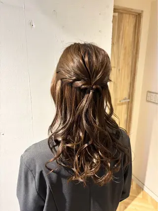 ロング ヘアアレンジ 暖色カラー/ ストレート/くるみのヘアスタイル