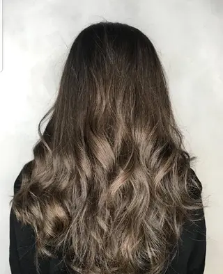 カラー 美容院 コッペパンのヘアスタイル