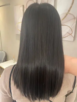 セミロング classic 新横浜satomiのヘアスタイル