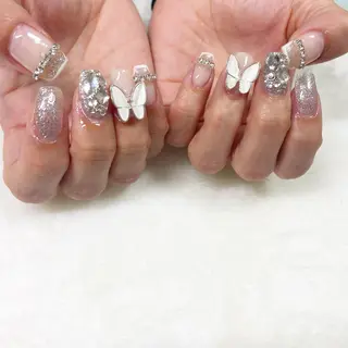 ネイル Laki nailのネイルデザイン