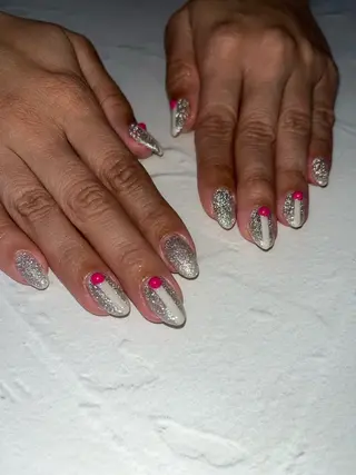 ネイル li___nail 31のネイルデザイン