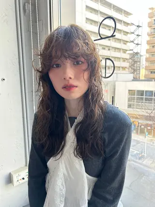 セミロング パーマ arte MAYU カットモデル募集のヘアスタイル