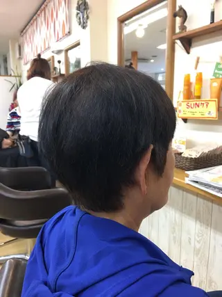 ショート 平井 秀乙のヘアスタイル