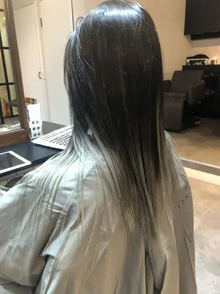 カラー CS made by SHACHU 大阪堀江店【シーエス メイド バイ シャチュー】所属・デザイン特化ブリーチ 堀江美容室/ぱぴのヘアスタイル