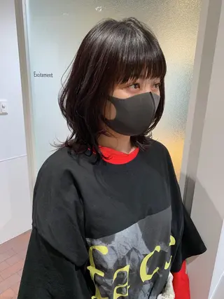 ミディアム 片岡 由依のヘアスタイル
