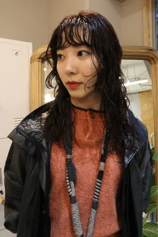 セミロング パーマ 松村 澪里のヘアスタイル