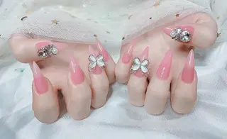 ネイル MOON nailsのネイルデザイン